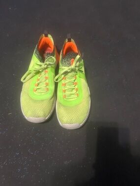 Under Armour Bright Green and Orange Athletic Shoes